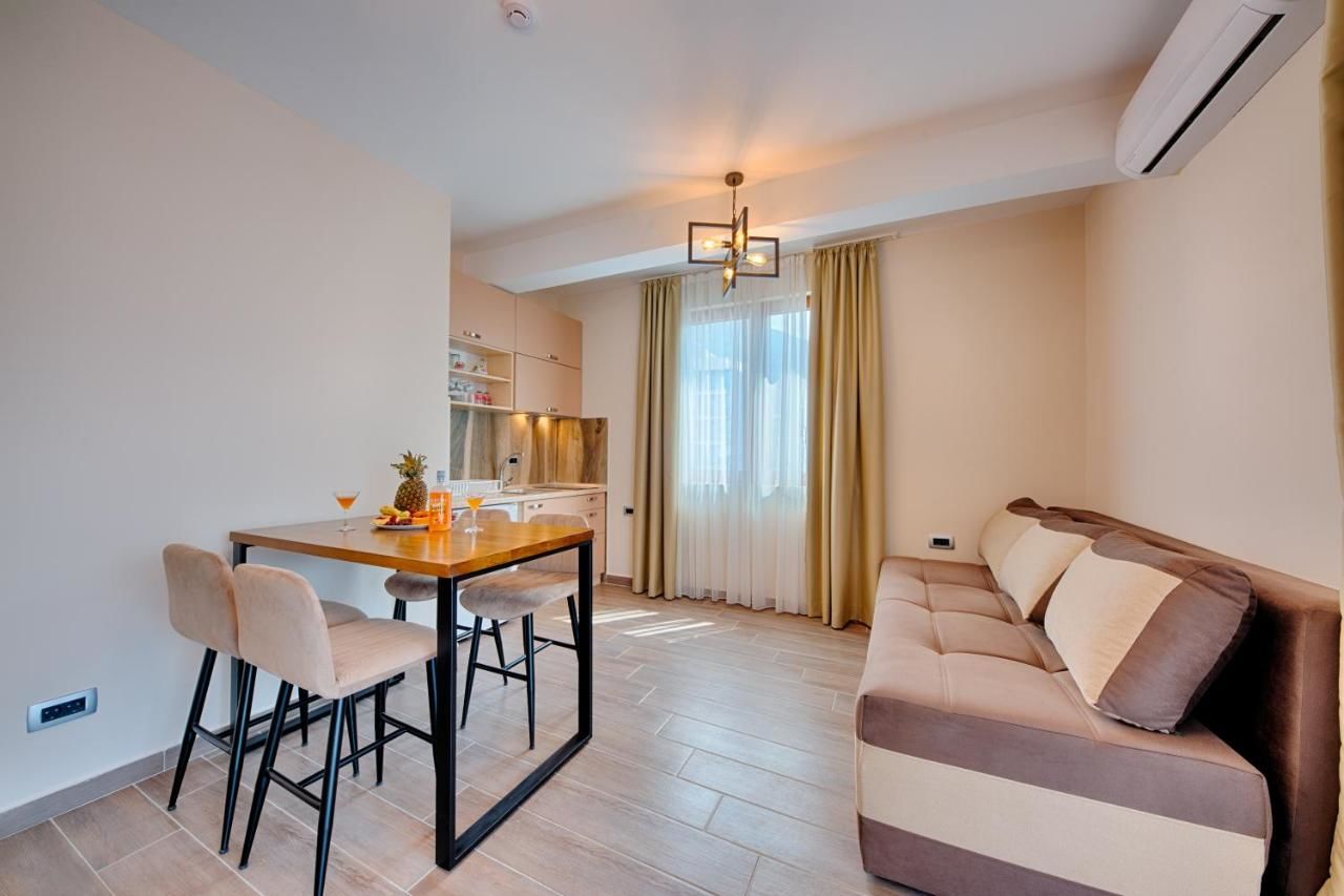 Отель Sunset hotel & beach Добра-Вода-13
