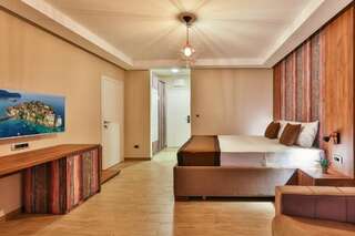 Отель Sunset hotel & beach Добра-Вода Двухместный номер с 1 кроватью и балконом, вид на море-25