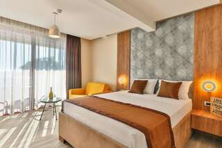 Отель Sunset hotel & beach Добра-Вода Двухместный номер с 1 кроватью и балконом, вид на море-26