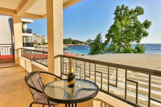 Отель Sunset hotel & beach Добра-Вода Двухместный номер с 1 кроватью и балконом, вид на море-38