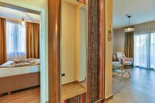 Отель Sunset hotel & beach Добра-Вода Люкс с 1 спальней-2