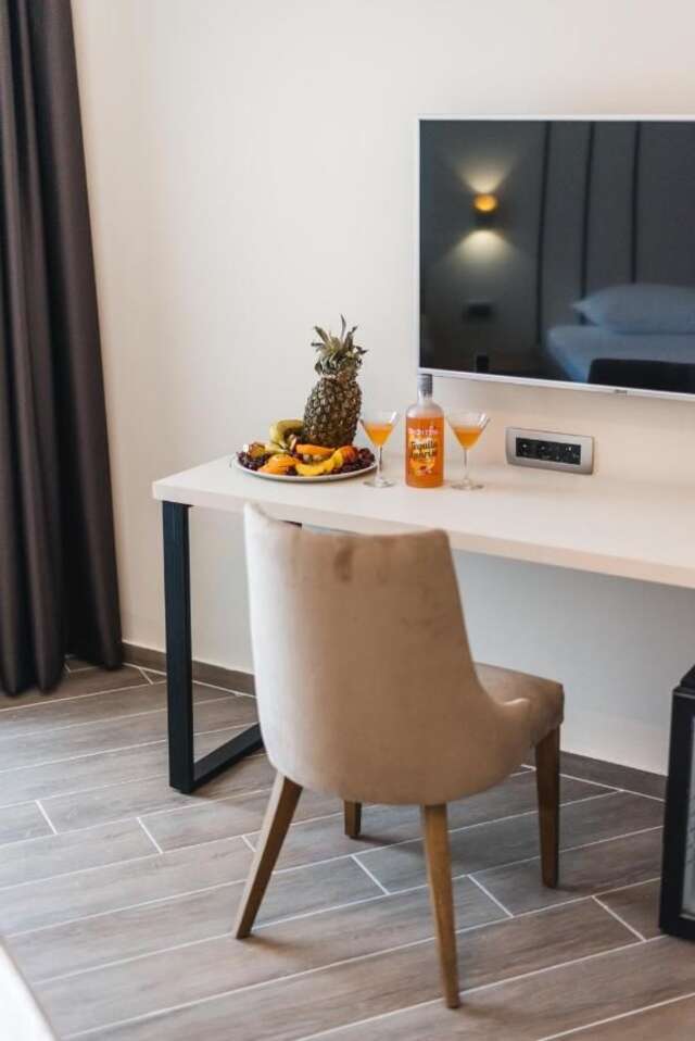Отель Sunset hotel & beach Добра-Вода-32